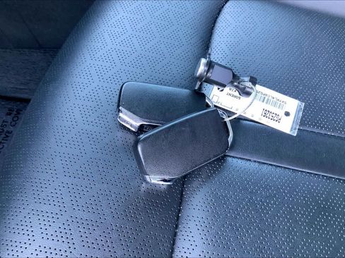 Used 2023 Kia Sorento S w/ Panoramic Sunroof Package FWD image 14