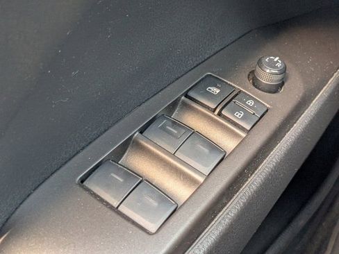 Used 2023 Toyota Camry SE w/ Convenience Package image 23