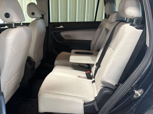 Used 2018 Volkswagen Tiguan SE image 13