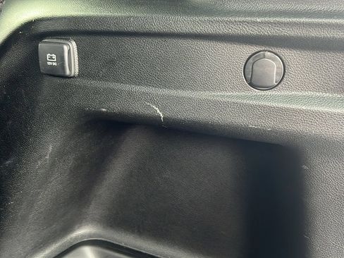 Used 2024 Jeep Grand Cherokee L Limited w/ Luxury Tech Group II image 43