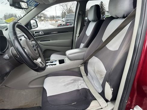 Used 2013 Jeep Grand Cherokee Laredo w/ Laredo E Group image 21