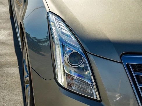 Used 2013 Cadillac XTS Luxury w/ Driver Awareness Package image 9