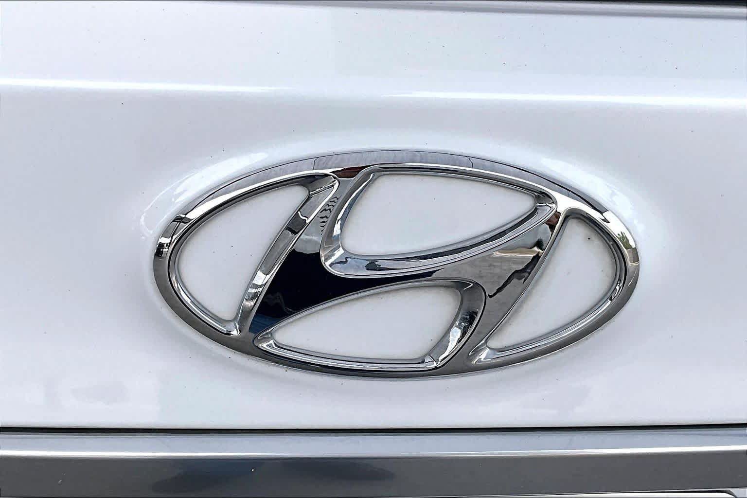 Used 2020 Hyundai Santa Fe SEL w/ Convenience Package FWD image 59