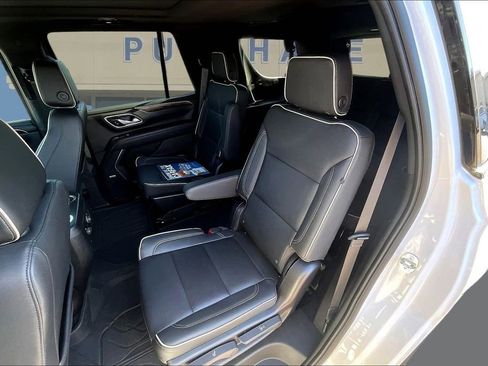 Used 2022 Chevrolet Tahoe Premier AWD/4WD image 24
