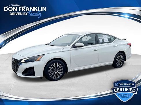Certified 2023 Nissan Altima 2.5 SV FWD image 1