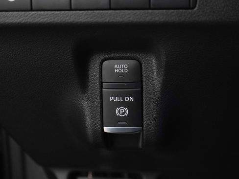 Used 2025 Nissan Murano SV image 27