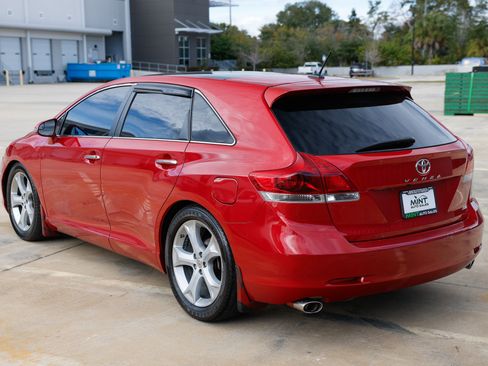 Used 2015 Toyota Venza XLE image 10