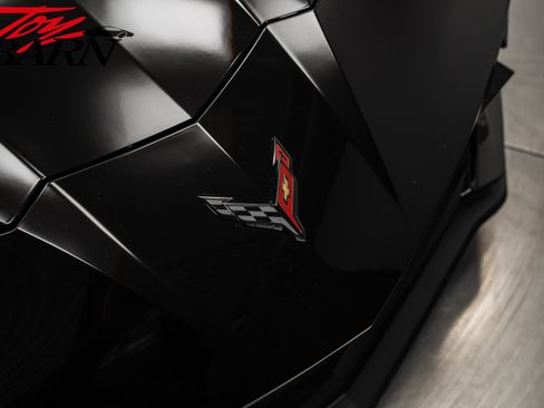 Used 2024 Chevrolet Corvette Stingray w/ Z51 Performance Package image 17