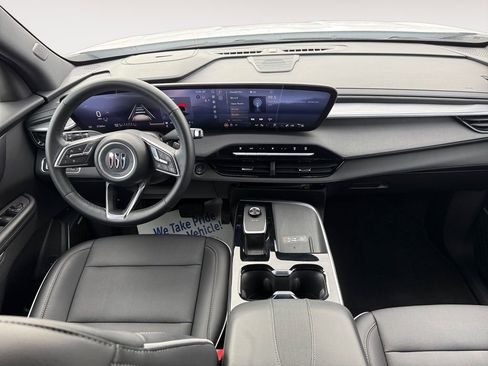 Used 2025 Buick Enclave Preferred image 10