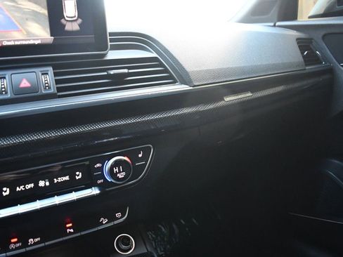 Used 2018 Audi SQ5 Premium Plus w/ S Sport Package image 28