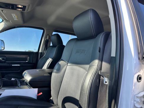 Used 2015 RAM 1500 Laramie w/ Convenience Group AWD/4WD image 16