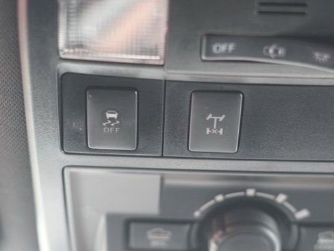 Used 2019 Toyota Tacoma TRD Off-Road image 38