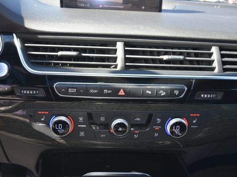 Used 2017 Audi Q7 2.0T Premium AWD/4WD image 33