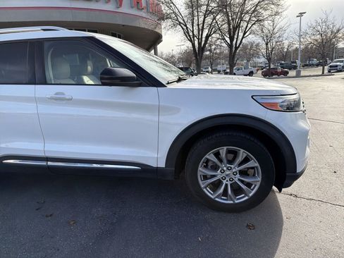 Used 2020 Ford Explorer Limited image 14