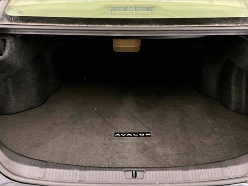 Used 2016 Toyota Avalon XLE Plus image 33