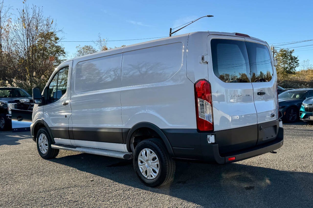 Used 2025 Ford Transit 250 Low Roof w/ Exterior Upgrade Package RWD image 5
