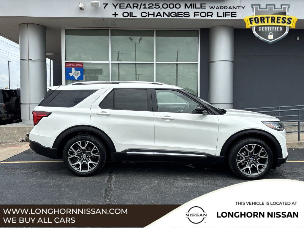 Used 2025 Ford Explorer Platinum w/ Ultimate Package RWD image 2