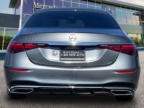 Certified 2025 Mercedes-Benz S 580 4MATIC Sedan image 4