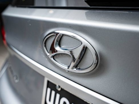 Used 2020 Hyundai Santa Fe SEL w/ Cargo Package AWD/4WD image 18