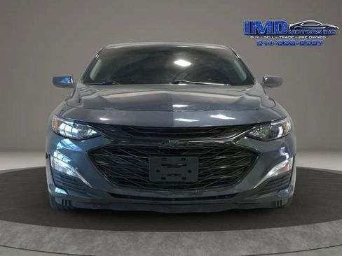 Used 2021 Chevrolet Malibu RS FWD image 2