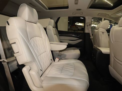 Certified 2024 Buick Enclave Avenir w/ Avenir Technology Package image 27