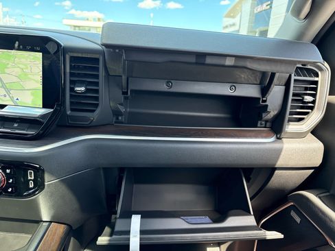 New 2026 GMC Sierra 1500 SLT AWD/4WD image 22