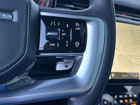 Used 2023 Land Rover Range Rover SE image 46