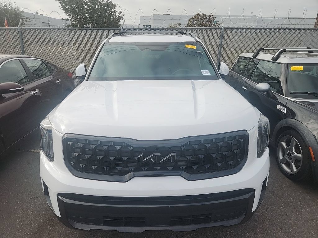 Certified 2023 Kia Telluride EX X-Line AWD/4WD image 2