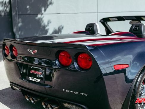 Used 2013 Chevrolet Corvette 427 w/ 1SB Preferred Equipment Group RWD image 33