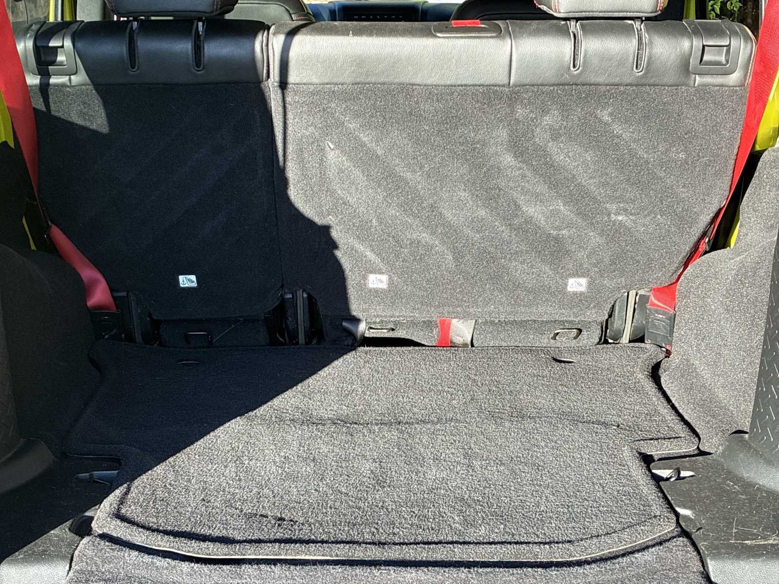 Used 2018 Jeep Wrangler Unlimited Rubicon AWD/4WD image 19