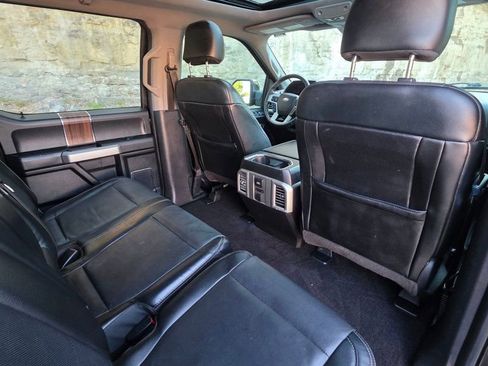 Used 2015 Ford F150 Lariat w/ Equipment Group 502A Luxury RWD image 37