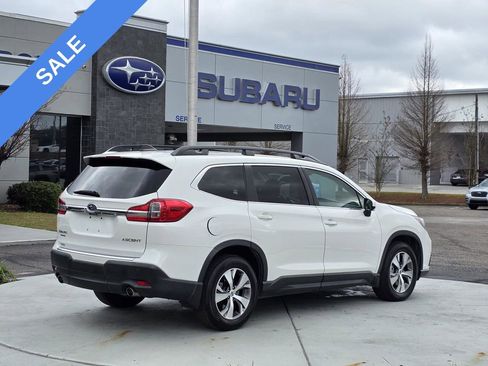 Used 2020 Subaru Ascent Premium w/ Convenience Package image 5