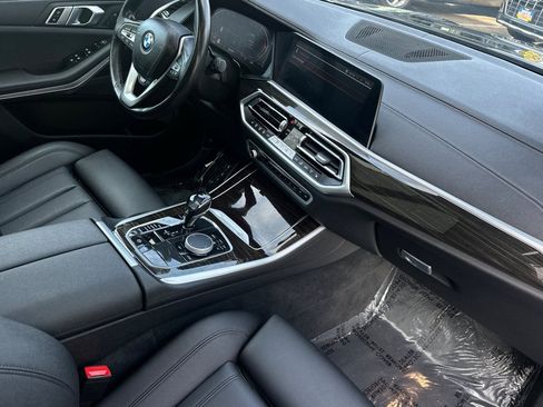 Used 2021 BMW X5 xDrive40i w/ Convenience Package image 16