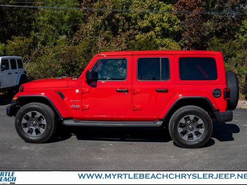Certified 2019 Jeep Wrangler Unlimited Sahara image 3