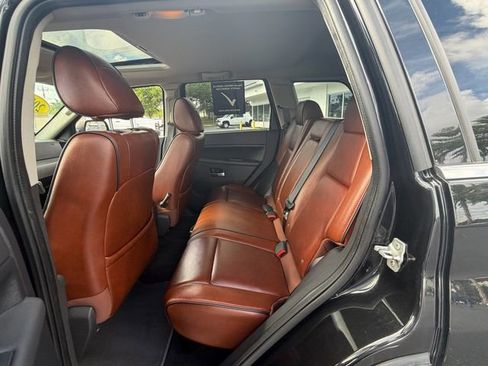 Used 2009 Jeep Grand Cherokee Overland AWD/4WD image 9