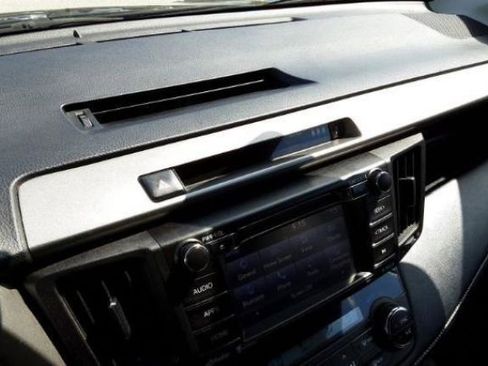 Used 2018 Toyota RAV4 XLE w/ Plus Extra Value Package image 3