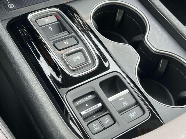 Used 2023 Honda Pilot Touring image 29