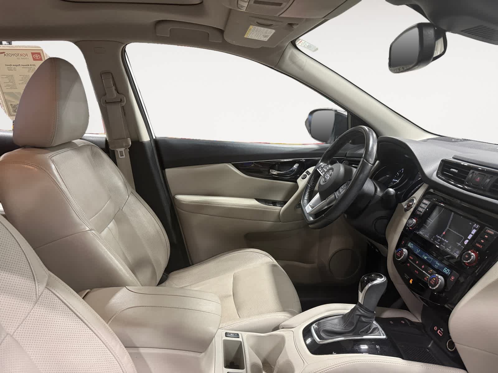 Used 2019 Nissan Rogue Sport SL w/ Premium Package FWD image 16