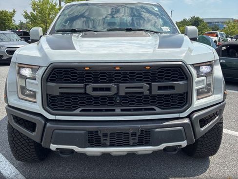 Used 2017 Ford F150 Raptor w/ Equipment Group 802A Luxury AWD/4WD image 8