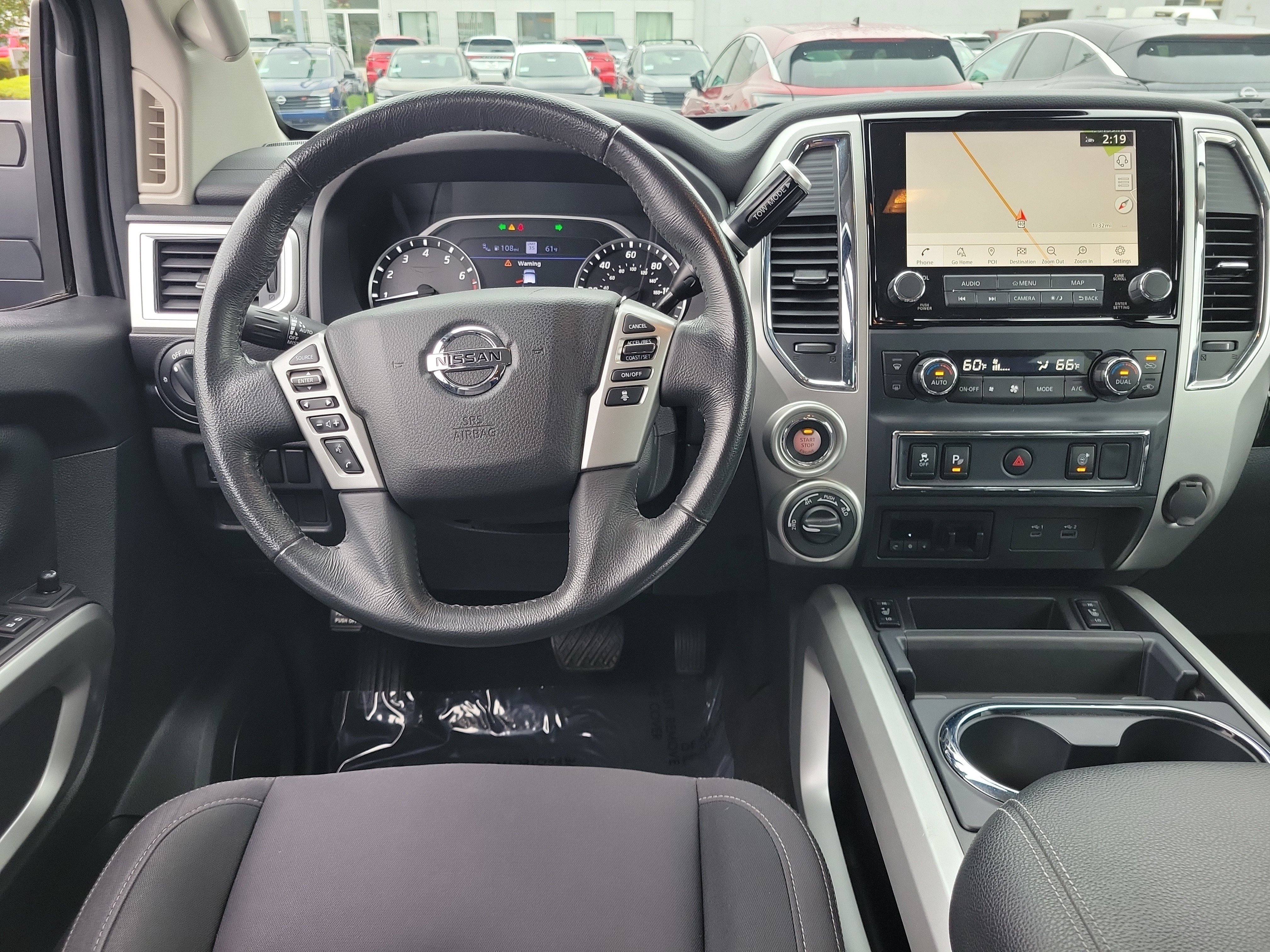 Used 2021 Nissan Titan SV w/ SV Convenience Package AWD/4WD image 10