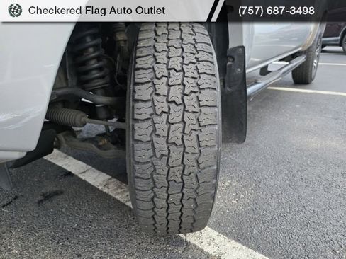 Used 2013 Toyota Tacoma PreRunner image 14