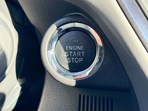 Certified 2025 Subaru Crosstrek 2.5i Limited w/ Crosstrek Mirror Package image 23