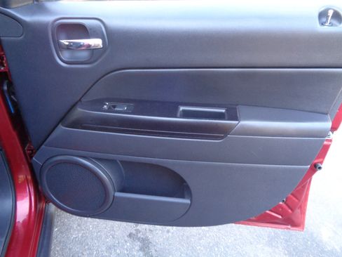 Used 2014 Jeep Patriot Sport w/ Power Value Group image 11