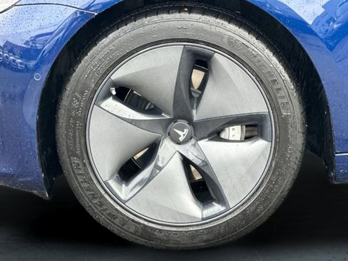 Used 2018 Tesla Model 3 Long Range RWD image 23