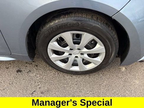 Used 2023 Toyota Corolla LE image 40