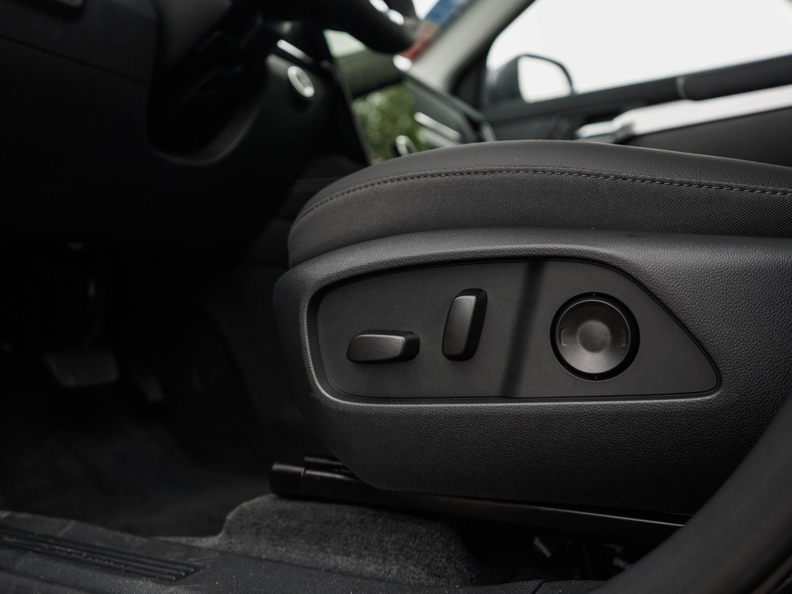 New 2027 GMC Terrain Denali AWD/4WD image 18