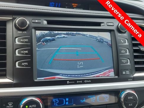 Used 2017 Toyota Highlander XLE image 14