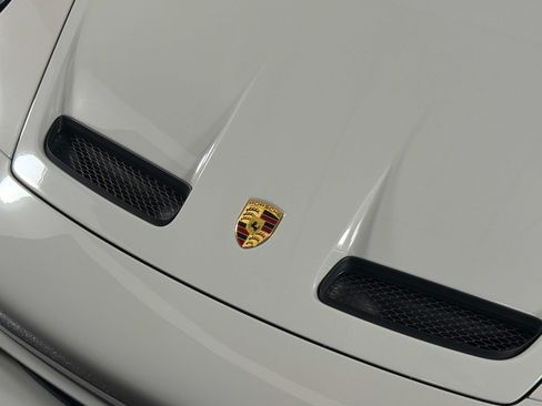 Used 2024 Porsche 911 GT3 RWD image 11