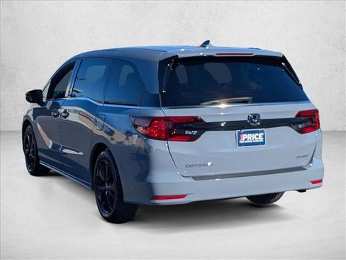 Used 2024 Honda Odyssey Sport image 8