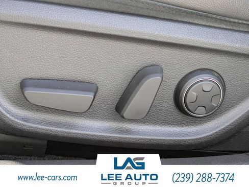 Used 2021 Genesis G70 2.0T RWD image 16